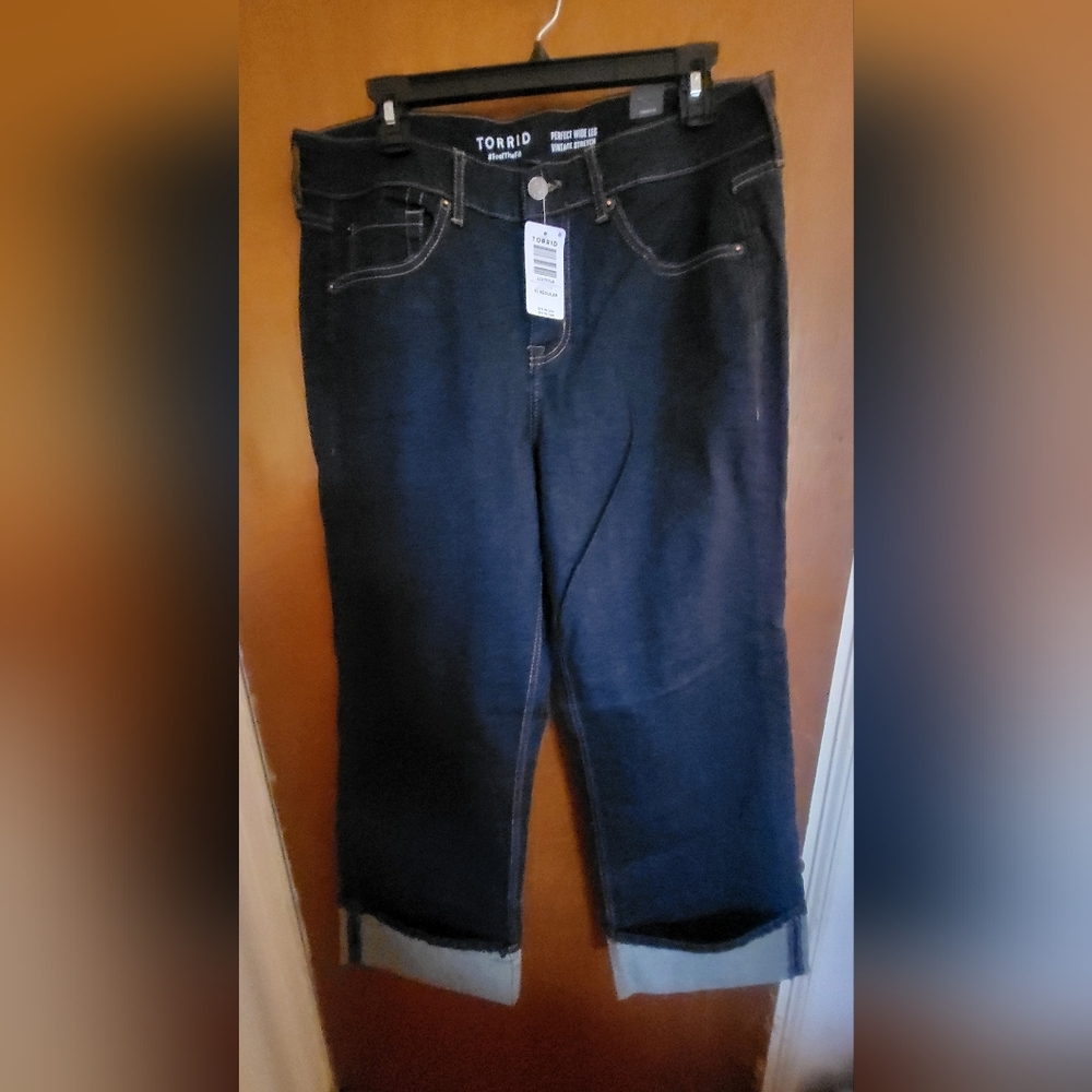TORRID Perfect Wide Leg Cuff Jeans 10R NWT